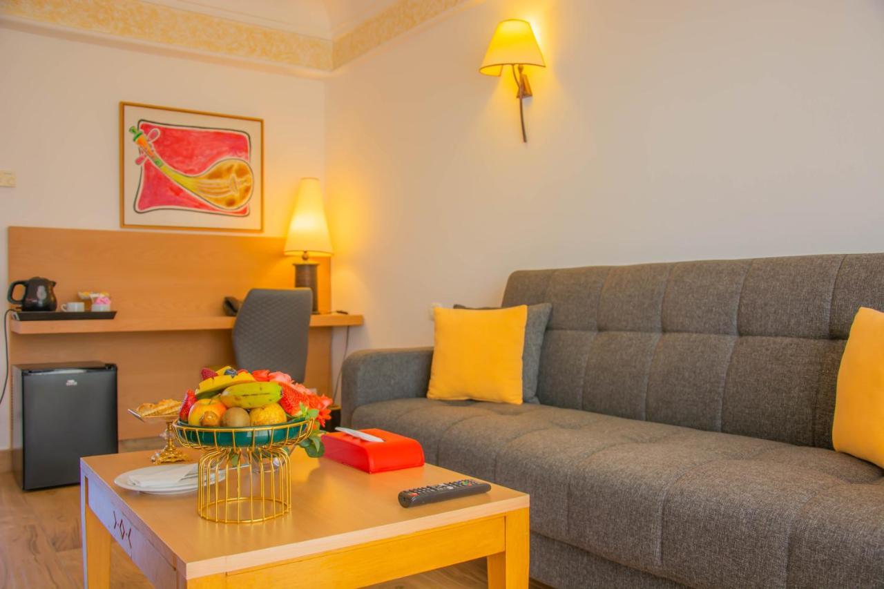 Timoulay Suite
